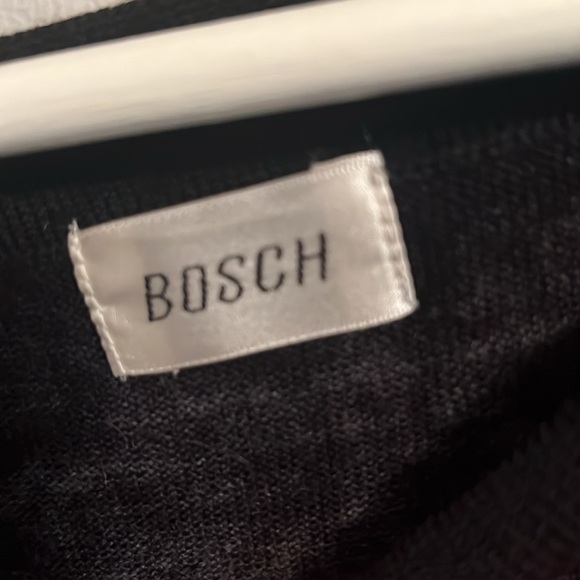 Bosch - black sweater with a red rose decor size S/M - Picture 4 of 9